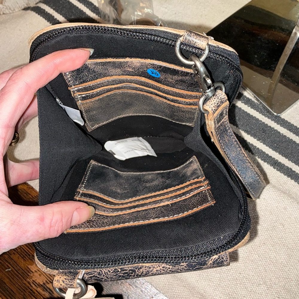 NWT Bed Stu Leather Alelike Crossbody Wristlet Phone Wallet Black Lux MSRP $185 - Picture 13 of 16